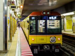 港区を走る東京メトロ銀座線