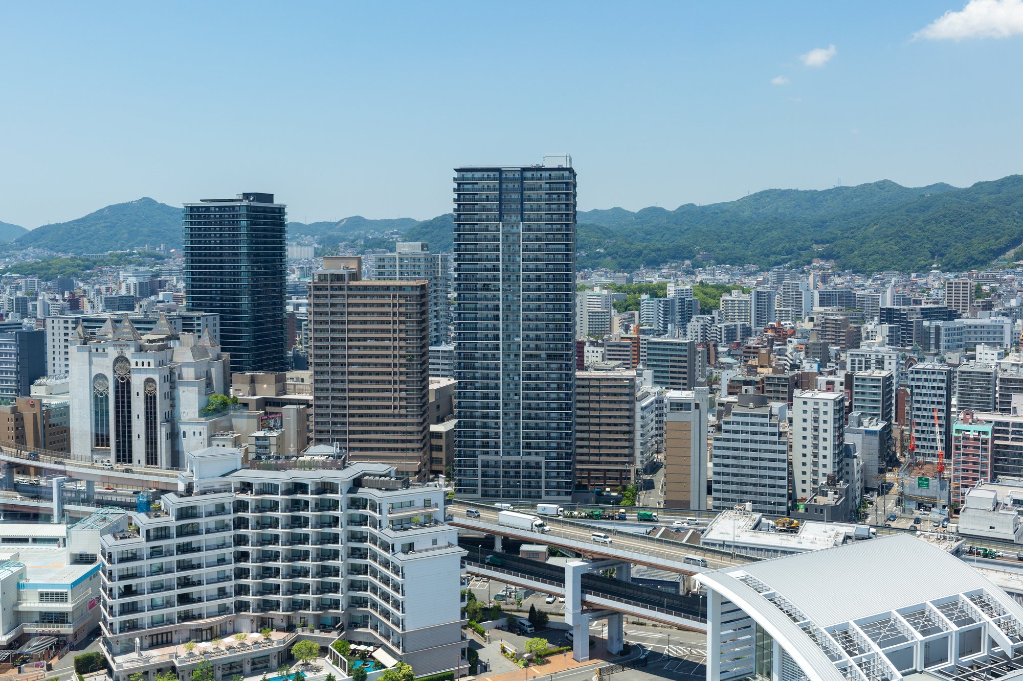 「タワマン空室税」は、投資や節税目的のマンション購入を抑制する効果はあるのか？ 不動産事業者の視点から考察