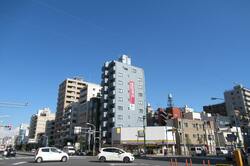 本所吾妻橋駅周辺の街並み(出典:PIXTA)