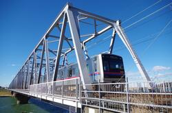 習志野市を走る京成本線