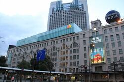 難波駅周辺の様子(出典:PIXTA)